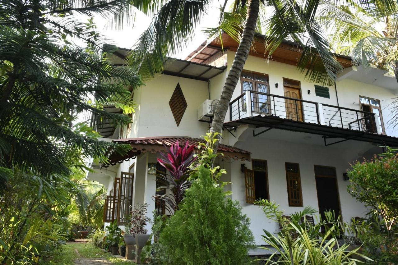 Pearl Bungalow Тринкомале Екстериор снимка