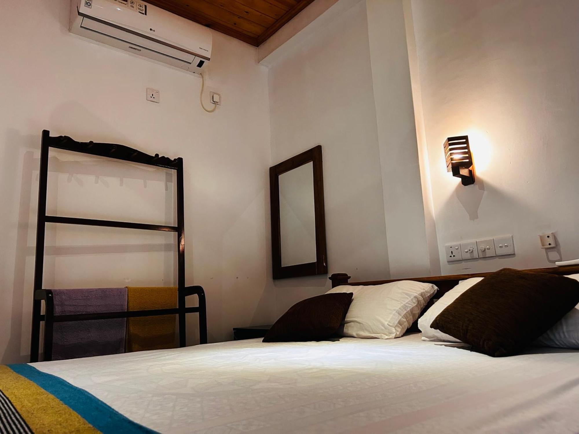 Pearl Bungalow Тринкомале Екстериор снимка
